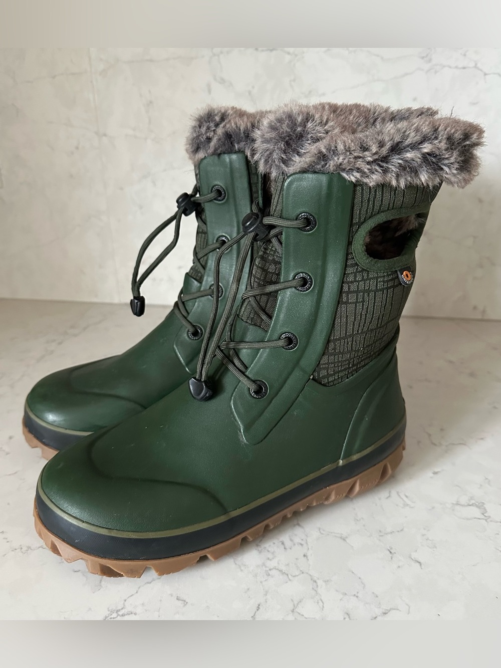 BOGS Arcata Winter Boots (Size 5)